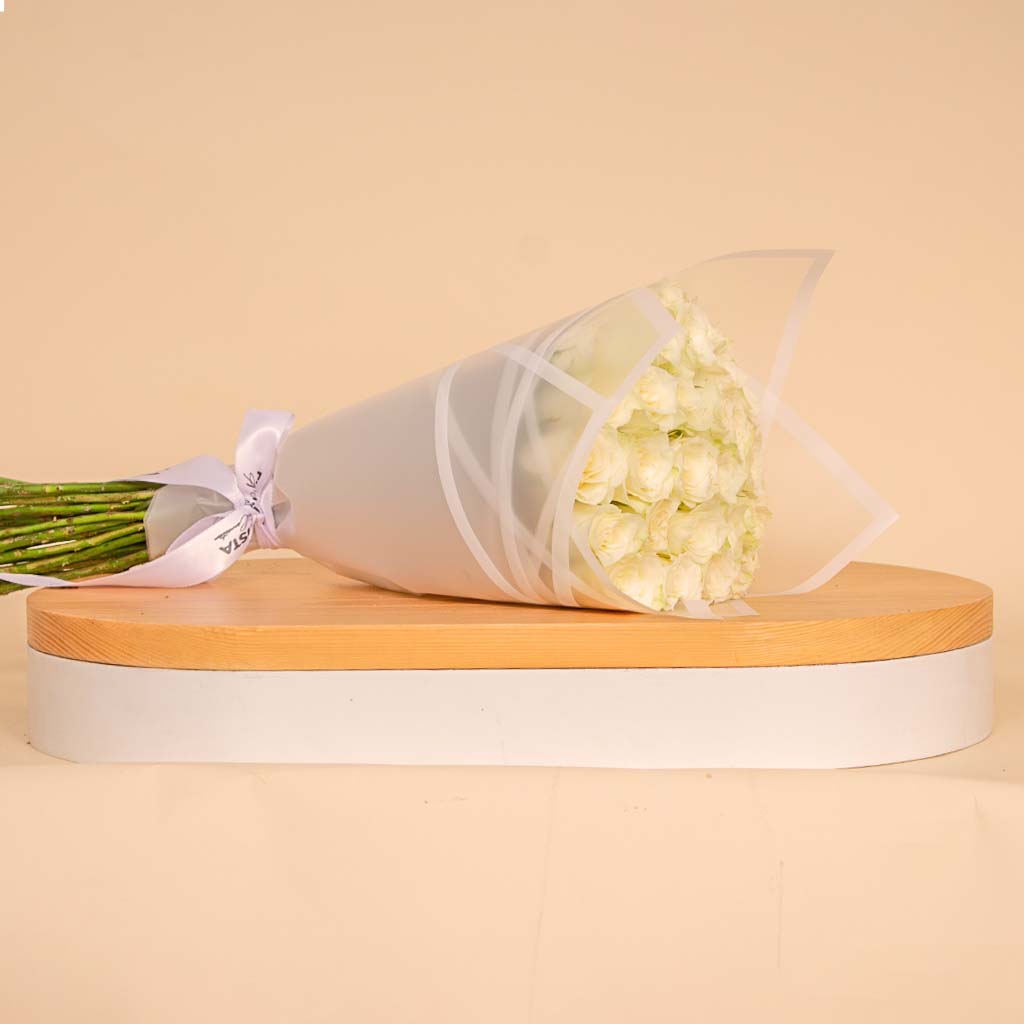 product-image-Hand Bouquet of 25 White Roses