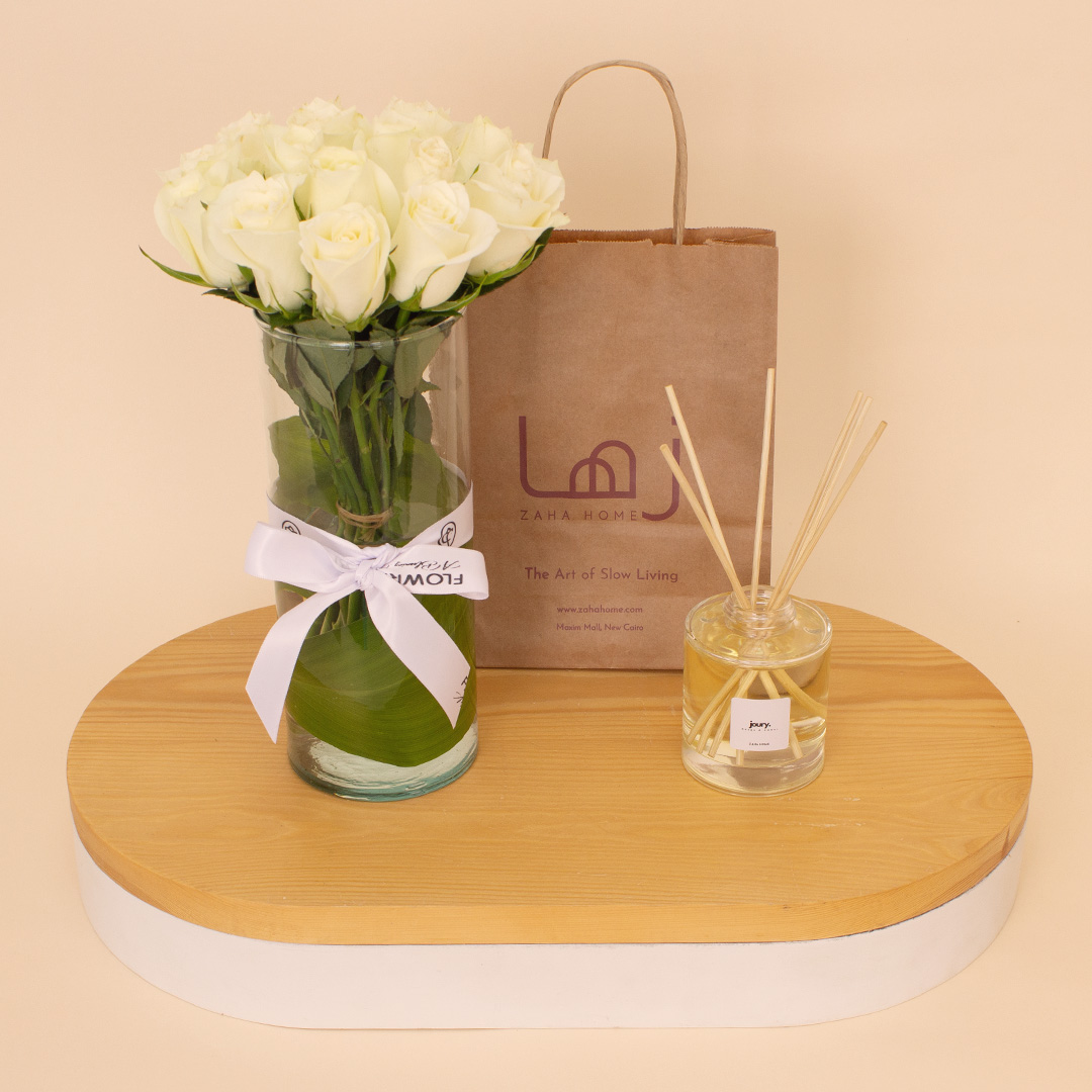 product-image-Zaha Home "Joury" Reed Diffuser & 15 White Roses Vase