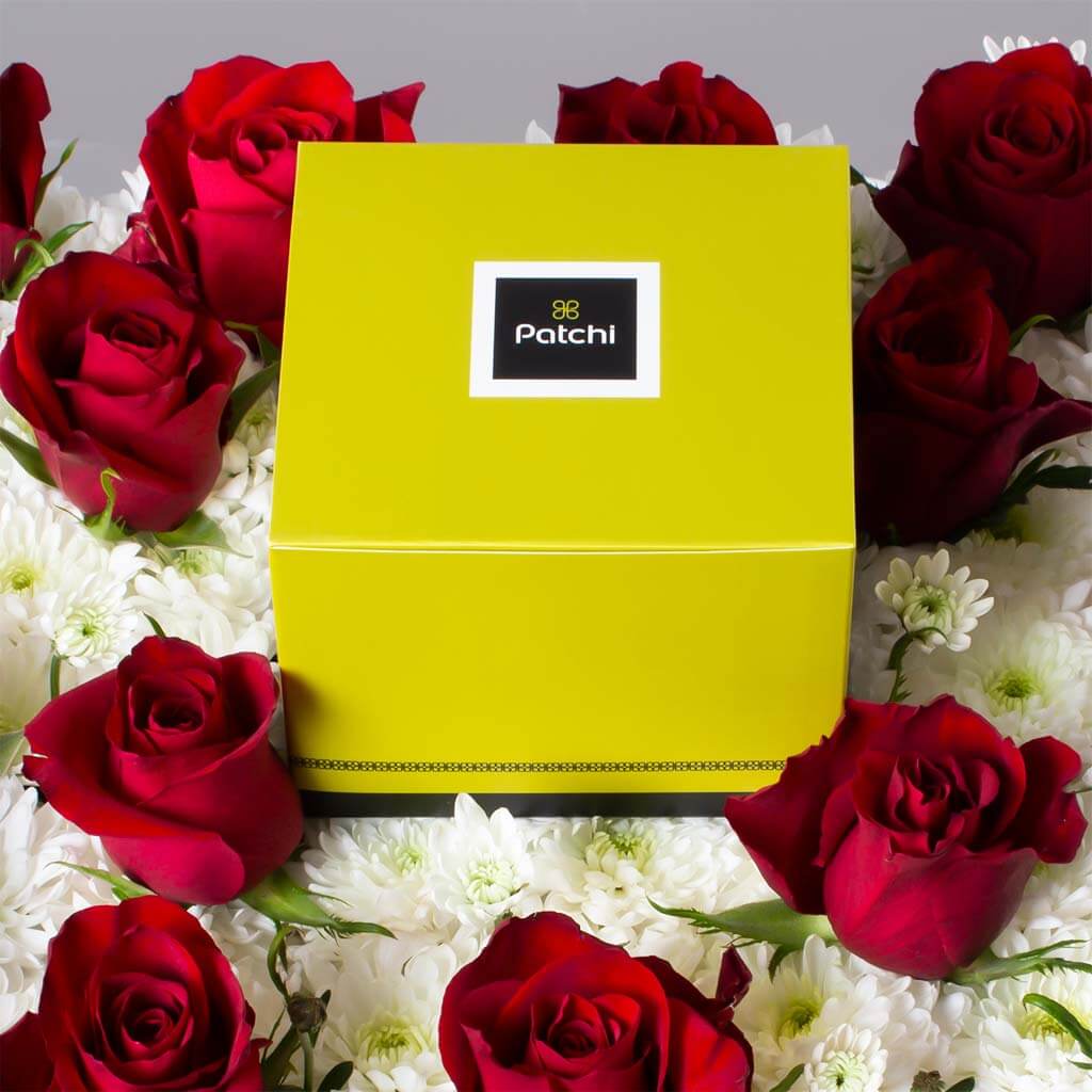 product-image-Patchi Chocolate Box 1kg and 15red roses