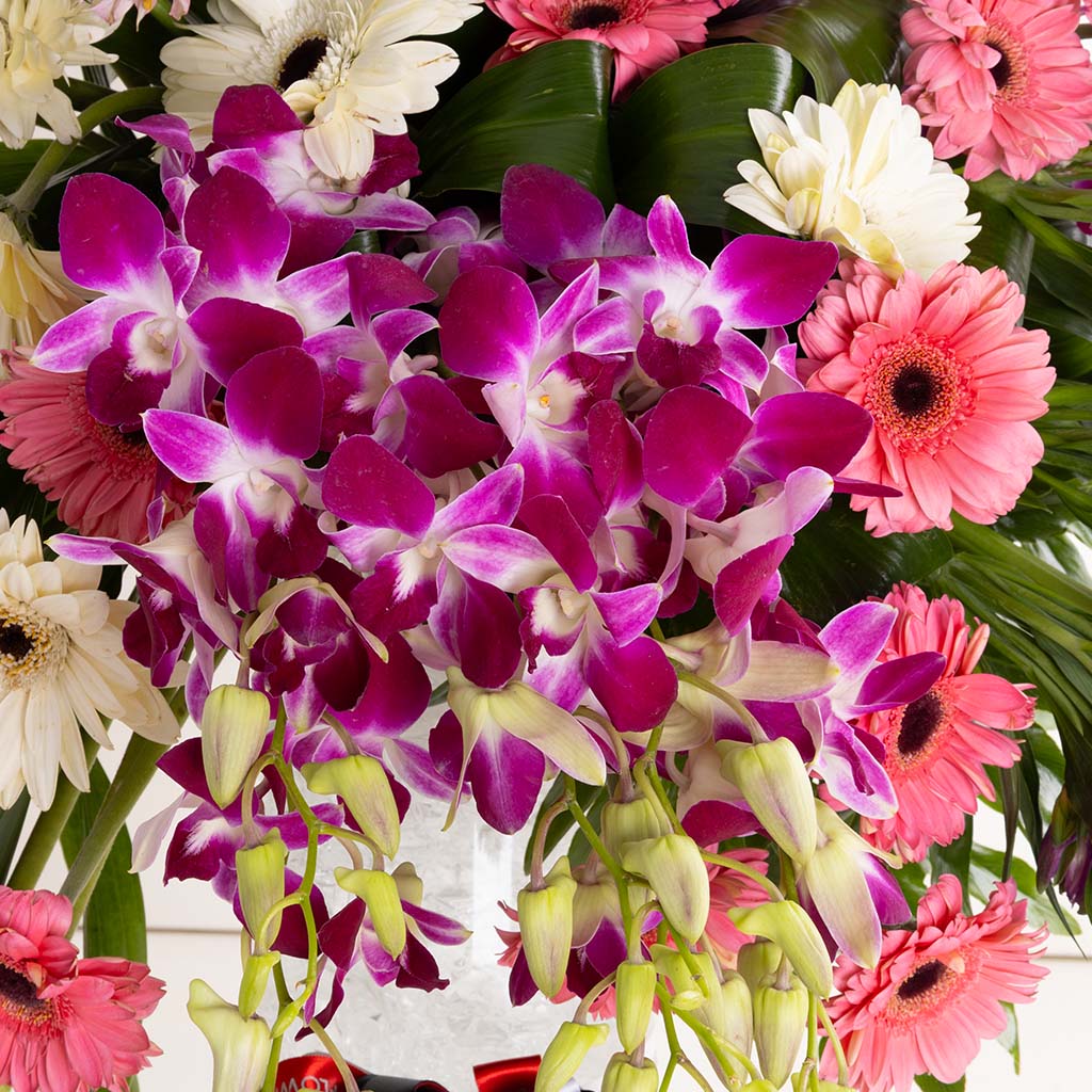 product-image-Grand Mix Vase