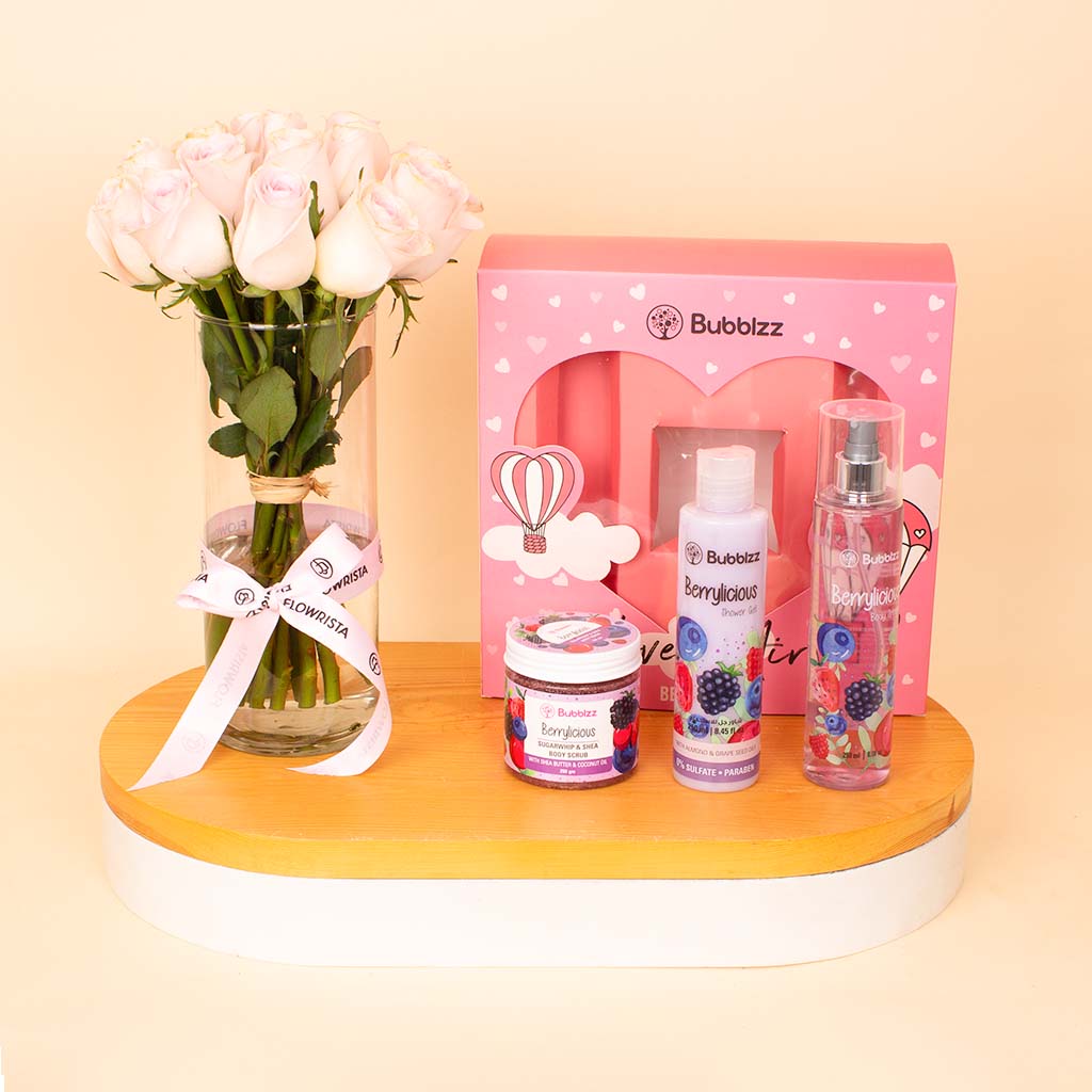 product-image-Bubblzz Love Is In The Air Beauty Berry Kit & Pink Roses Vase