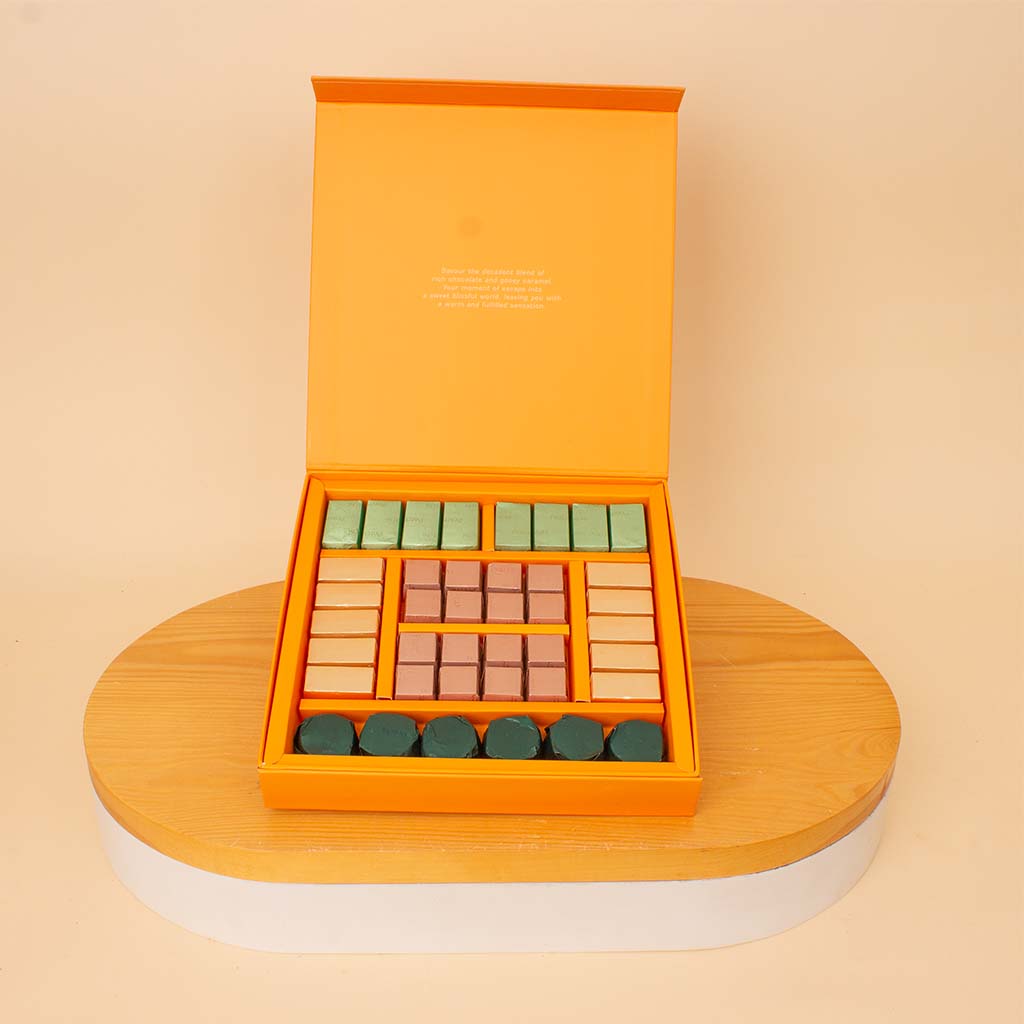 product-image-Patchi Les Choco Caramels 40 pcs & Pink Roses Vase