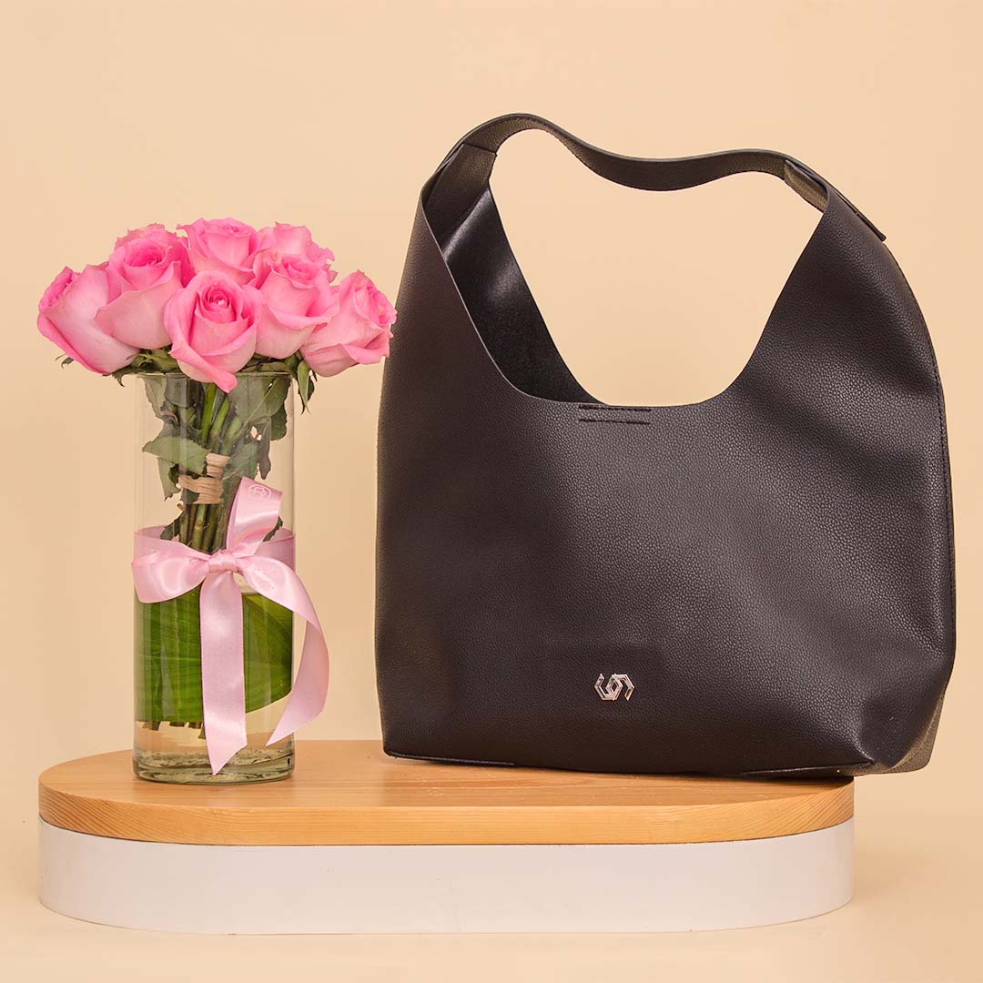 product-image-Cocan Black Bag with Vase of 15 Pink Roses