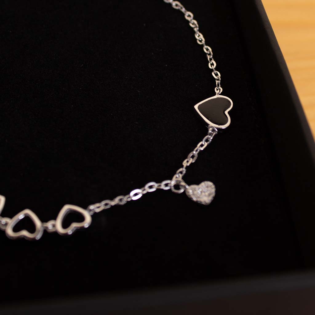 product-image-Felizmoda Silver bracelet with black heart And Red Roses Bag