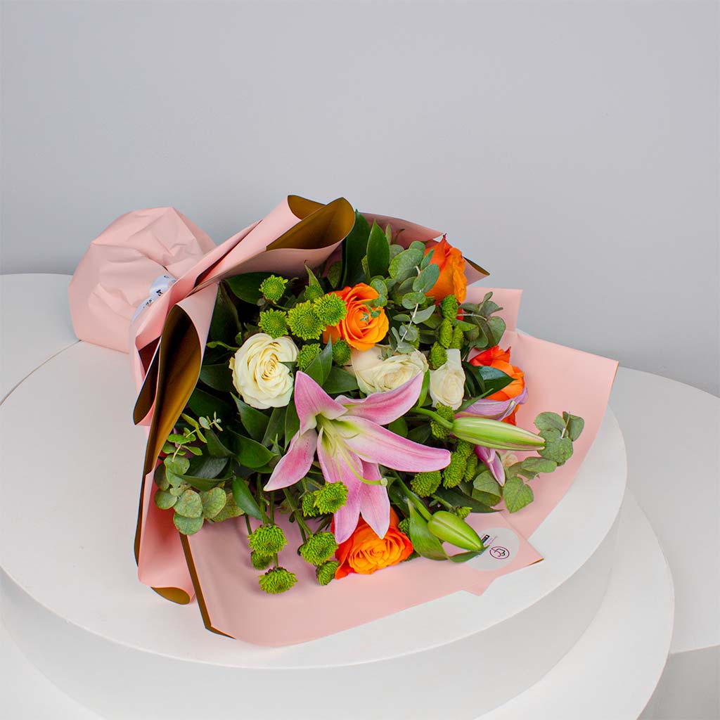 product-image-Vibrant Mixed Roses Hand Bouquet
