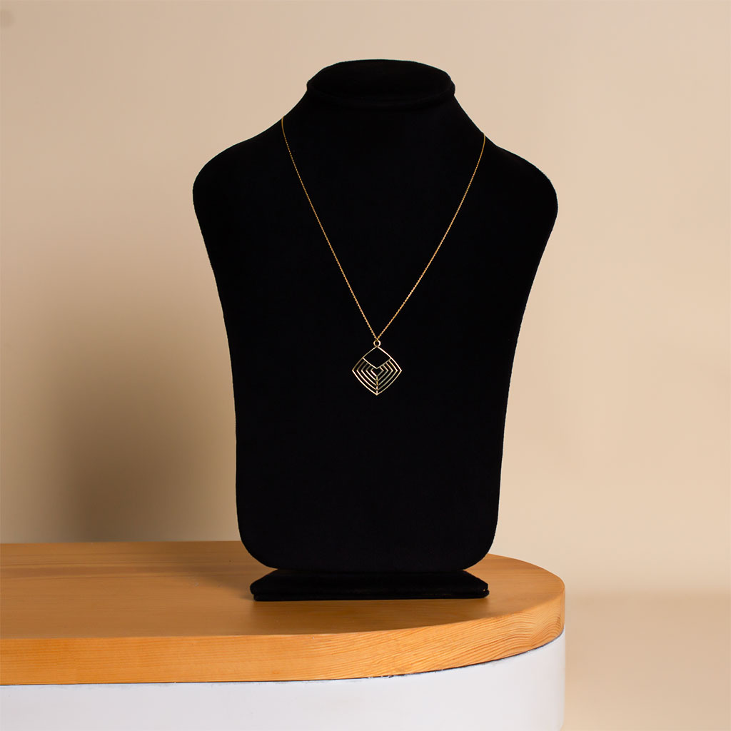 Flowrista Online Flowers Shop Siran Jewelry A simple summer dangling necklace in 18K Gold