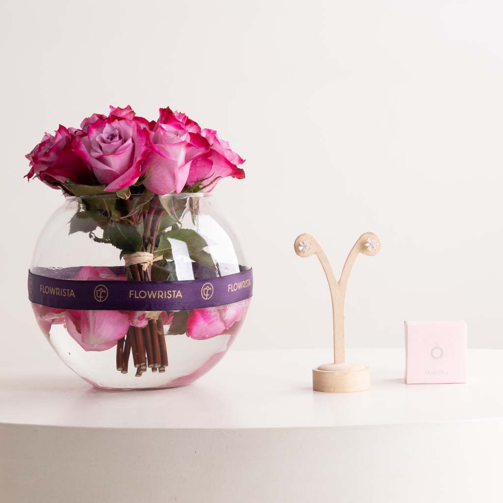 product-image-Pandora Sparkling Herbarium Cluster Stud Earrings 14k Rose Gold-Plated & Purple Roses Vase