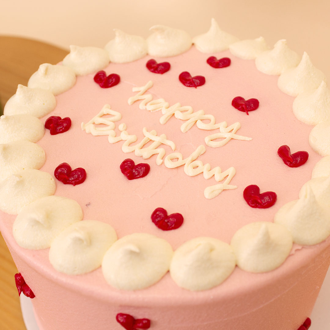 product-image-Ninos Heart-Dotted Birthday Cake & 15 White Roses Vase