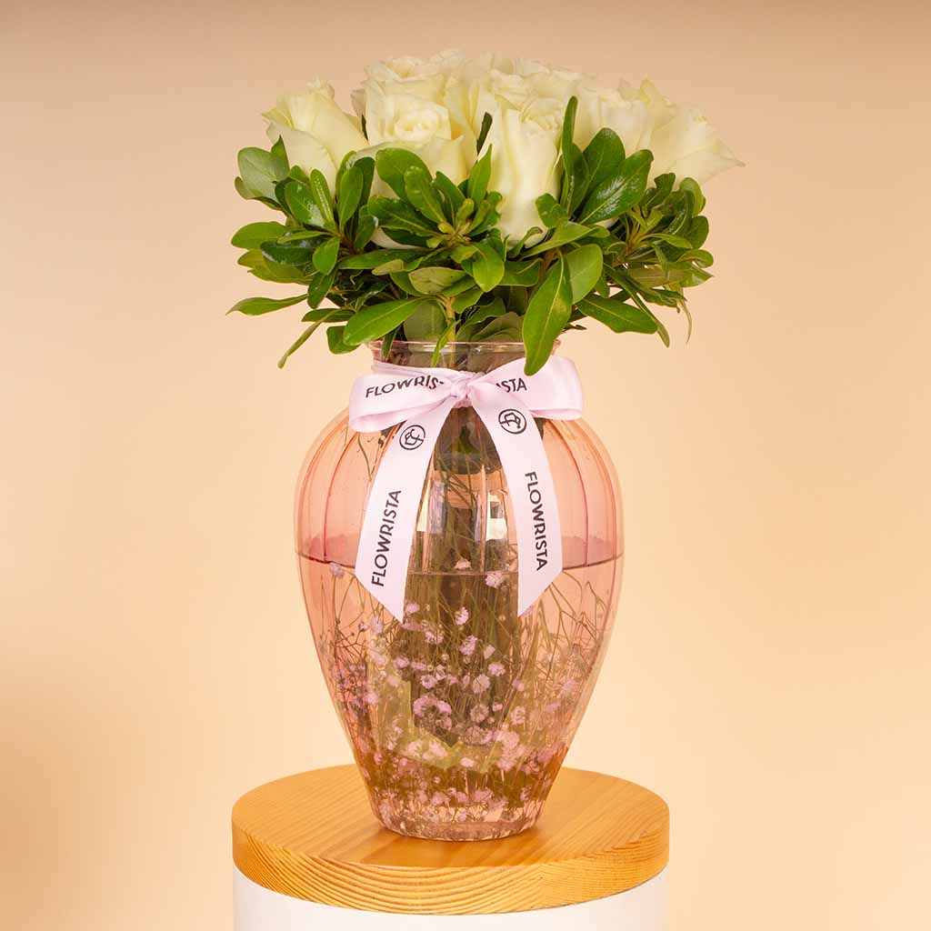 product-image-White Roses Art Vase