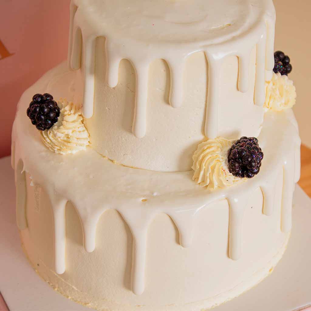 product-image-Voila Victorian Drip Cake