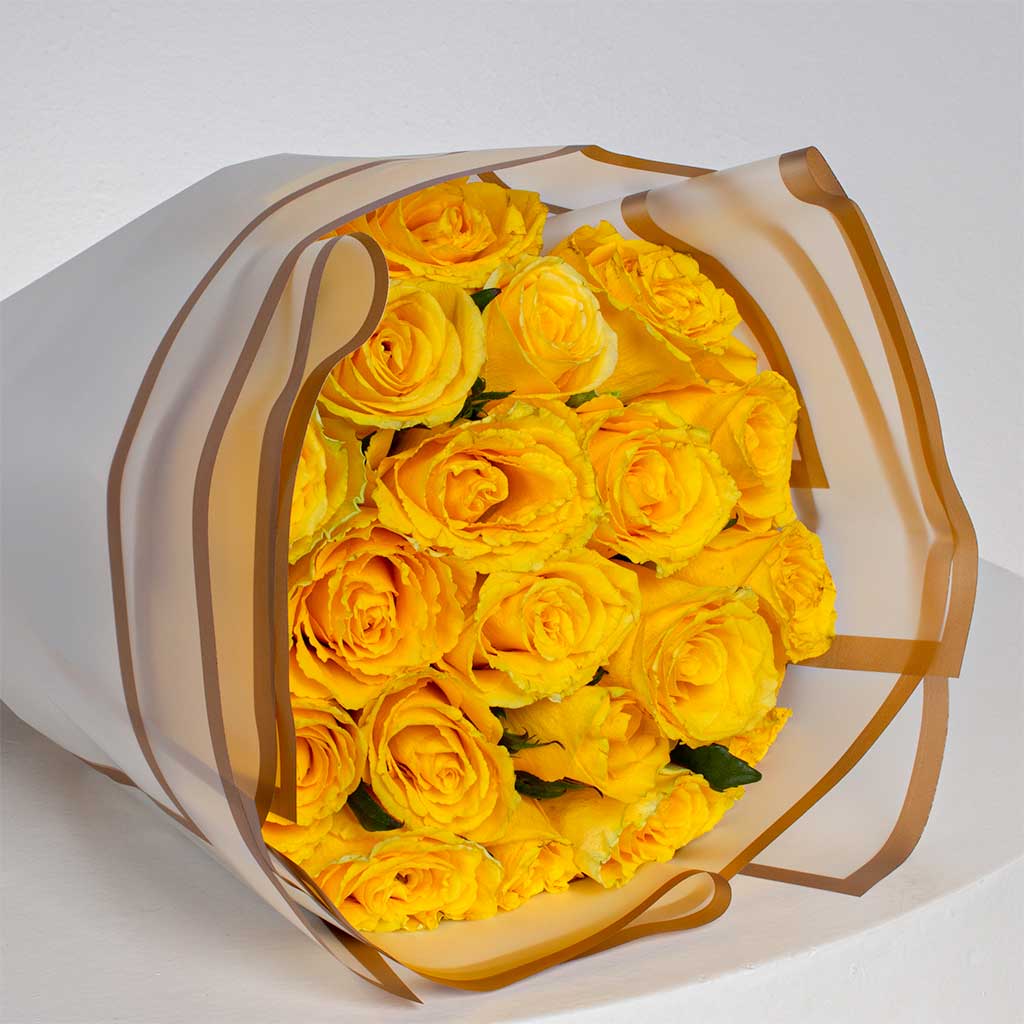 product-image-Yellow Roses Hand Bouquet | 20 Flowers