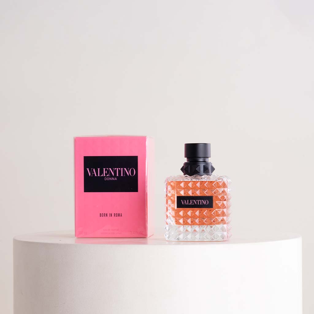 product-image-Valentino Donna Born In Roma Eau de Parfum 100ml & 15 Revival Roses Hand Bouquet