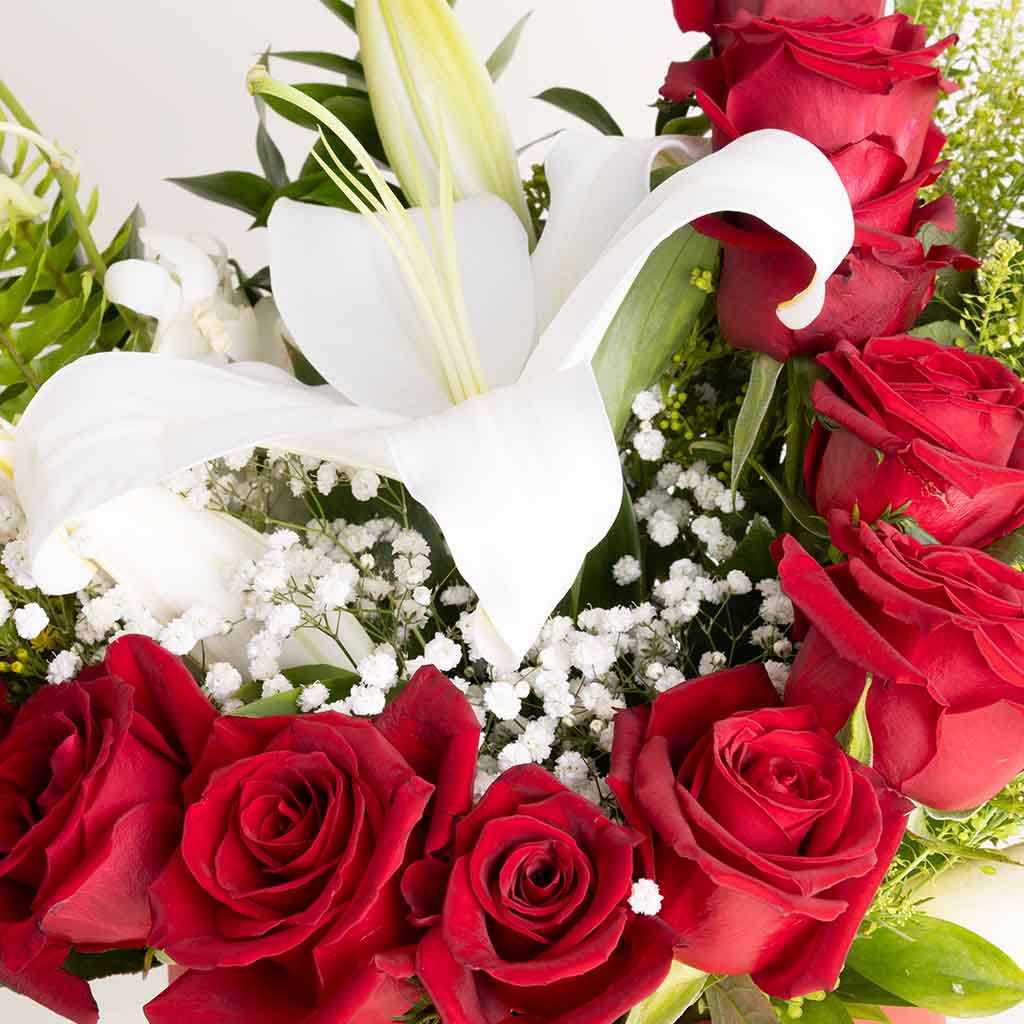 product-image-Crimson Calla Box