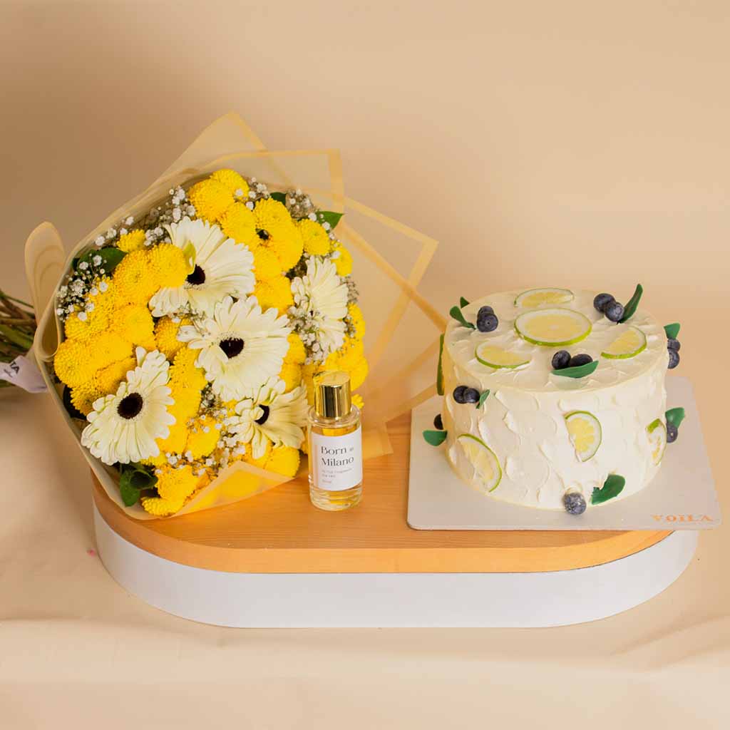 product-image-Voila Lemon Berry Cake, Flower Bouquet & Nuit Perfume Set