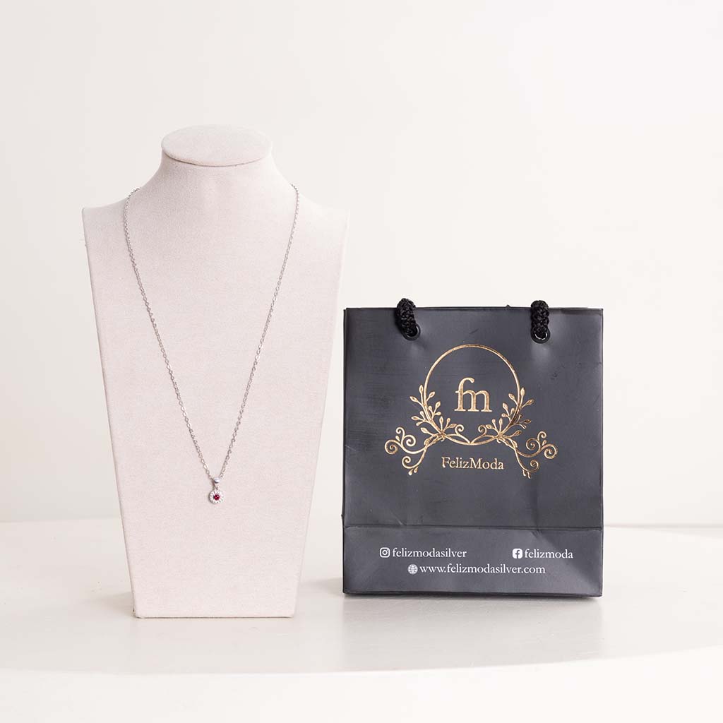 product-image-Felizmoda Silver Red Stone Pendant Necklace & Red Roses Bouquet