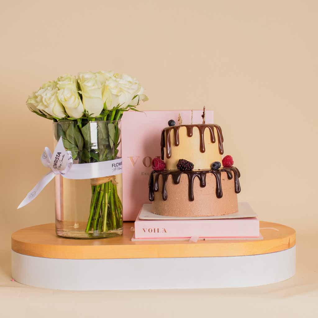 product-image-Voilà Signature Duo Cake with Vase Of 25 White Roses