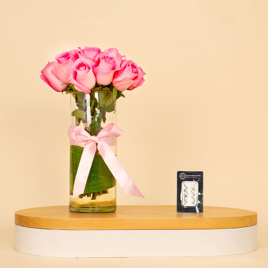 product-image-BTC 31.10g Silver Ingot with Vase of 15 Pink Roses