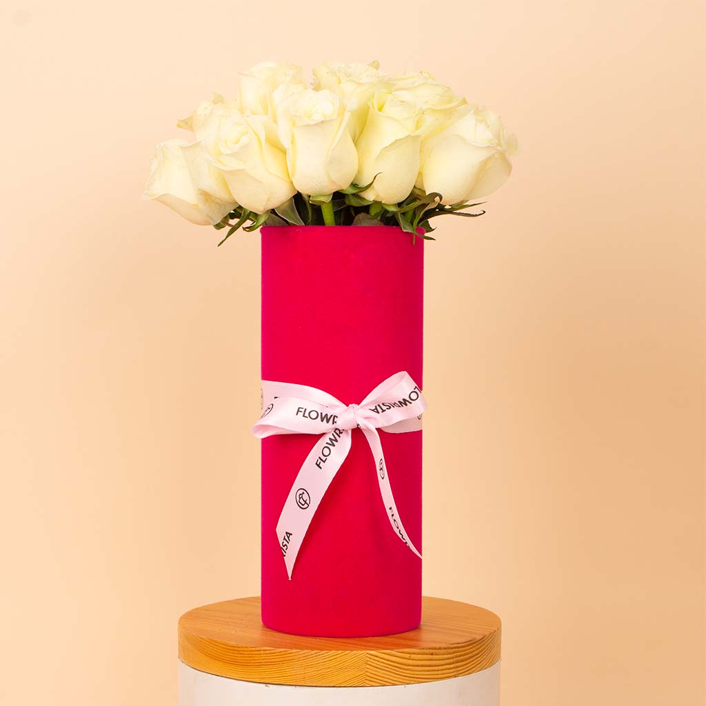 Flowrista Online Flowers Shop White Whisper Vase - 20 Stems