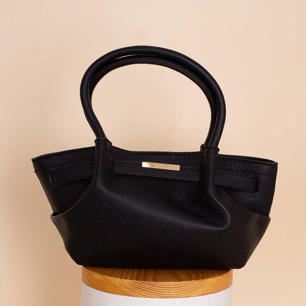 product-image-Alamki Alice Black Bag & White Roses Vase