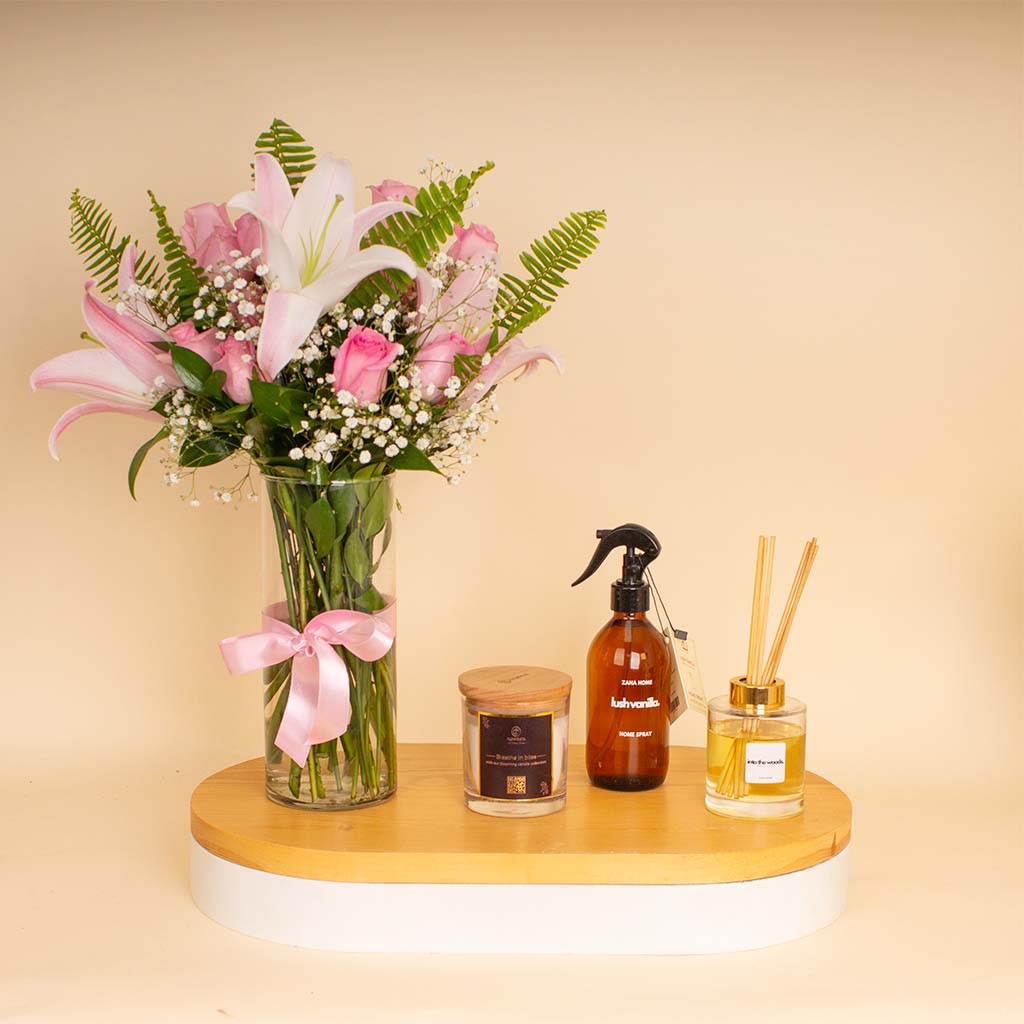 Flowrista Online Flowers Shop Zaha Home Cozy Glow Bundle - Lush Vanilla Spray & Into the Woods Diffuser & Breathe In Bliss Candle & Lily Roses Vase