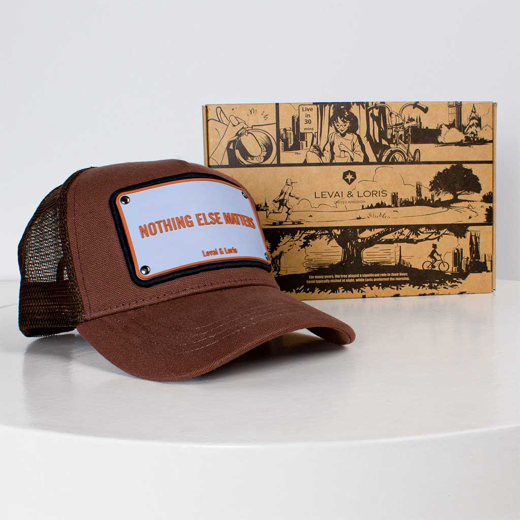 Flowrista Online Flowers Shop Levai & Loris Nothing Else Matters unisex cap