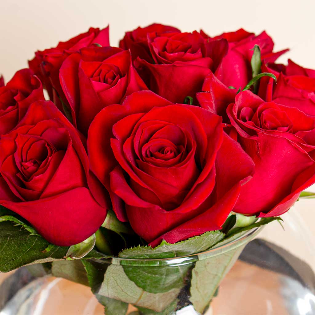 product-image-Nuit Red Flag |Red Love Vase