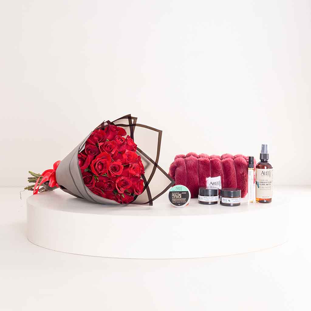 product-image-Areej The Skin Etiquette Pochette & Red Roses Bouquet