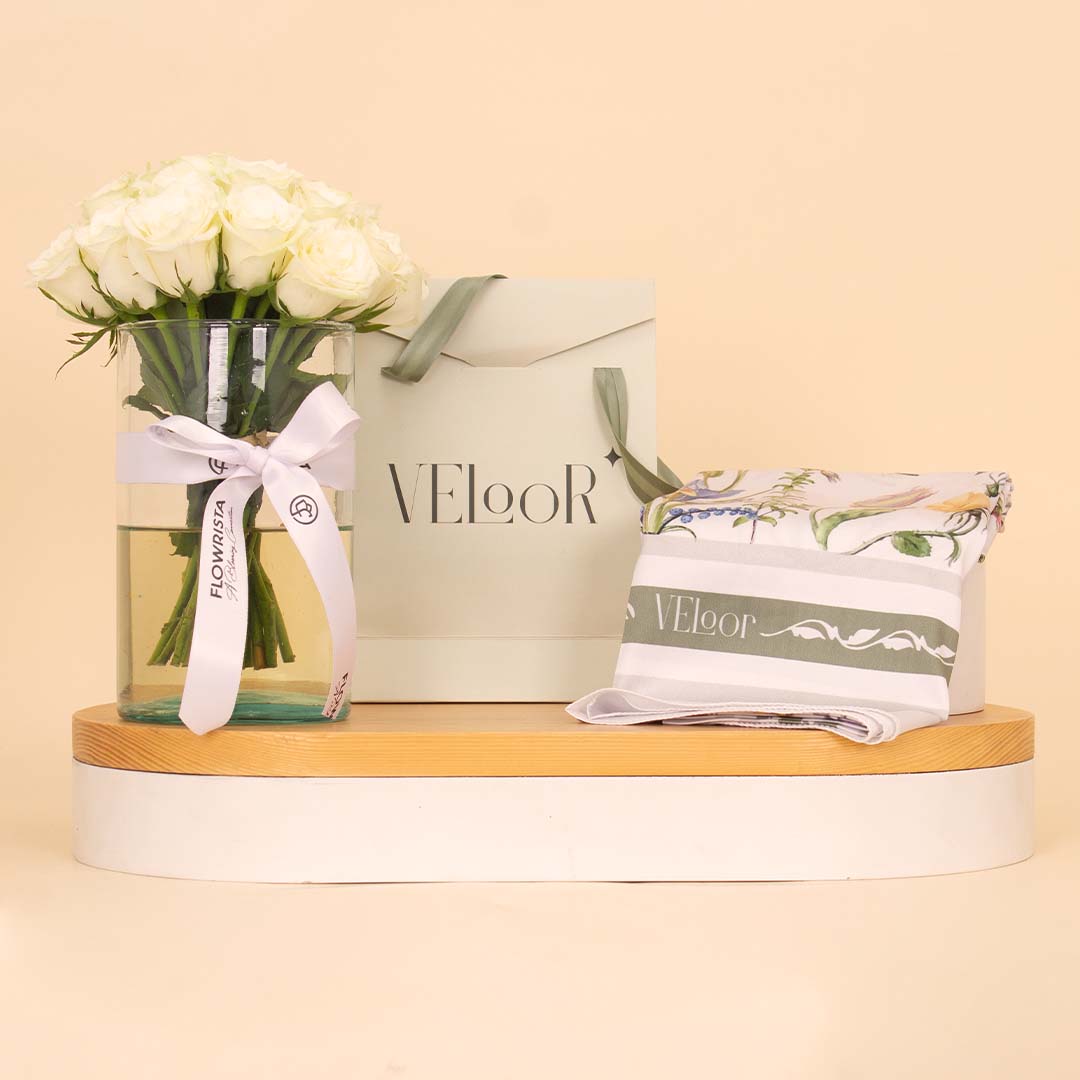 product-image-Flora Scarf with Vase of 20 Roses