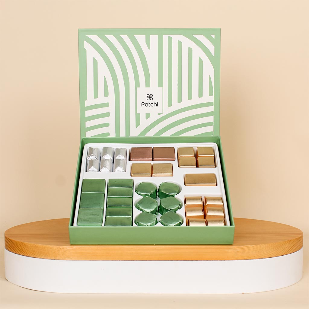 Flowrista Online Flowers Shop Patchi Box of 43 Pieces, Les Créations