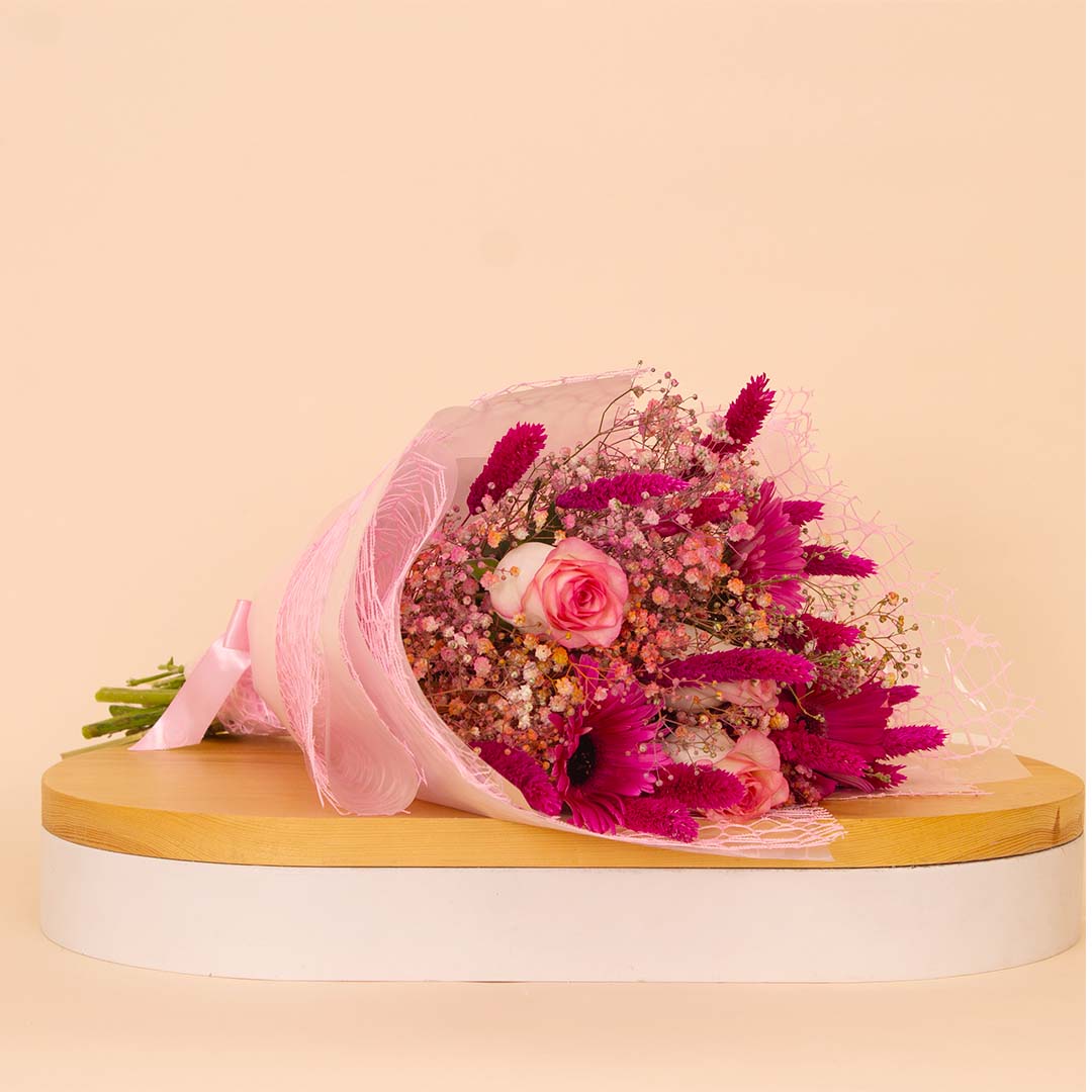 product-image-باقة زهور رومانسية من فلوريستا