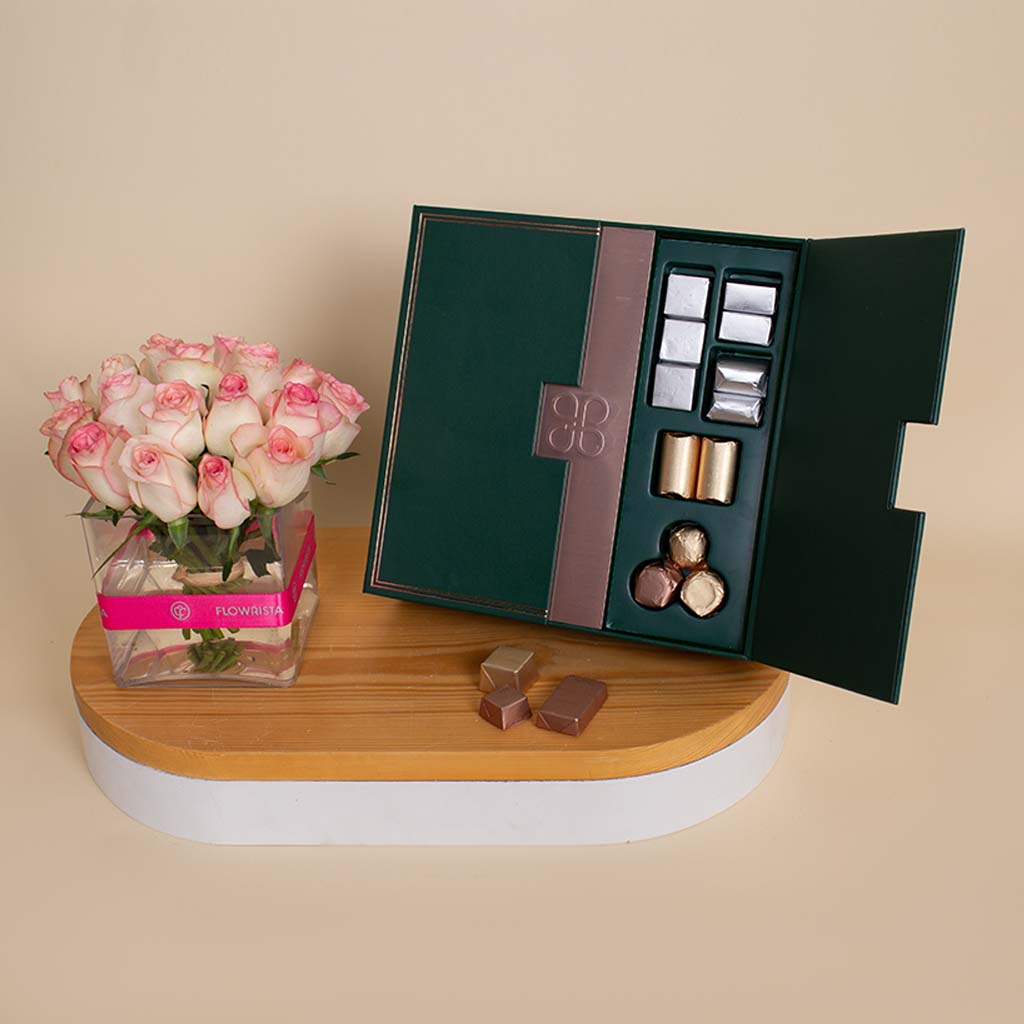 product-image-Patchi Premium Box (940g) & 15 Roses Gift