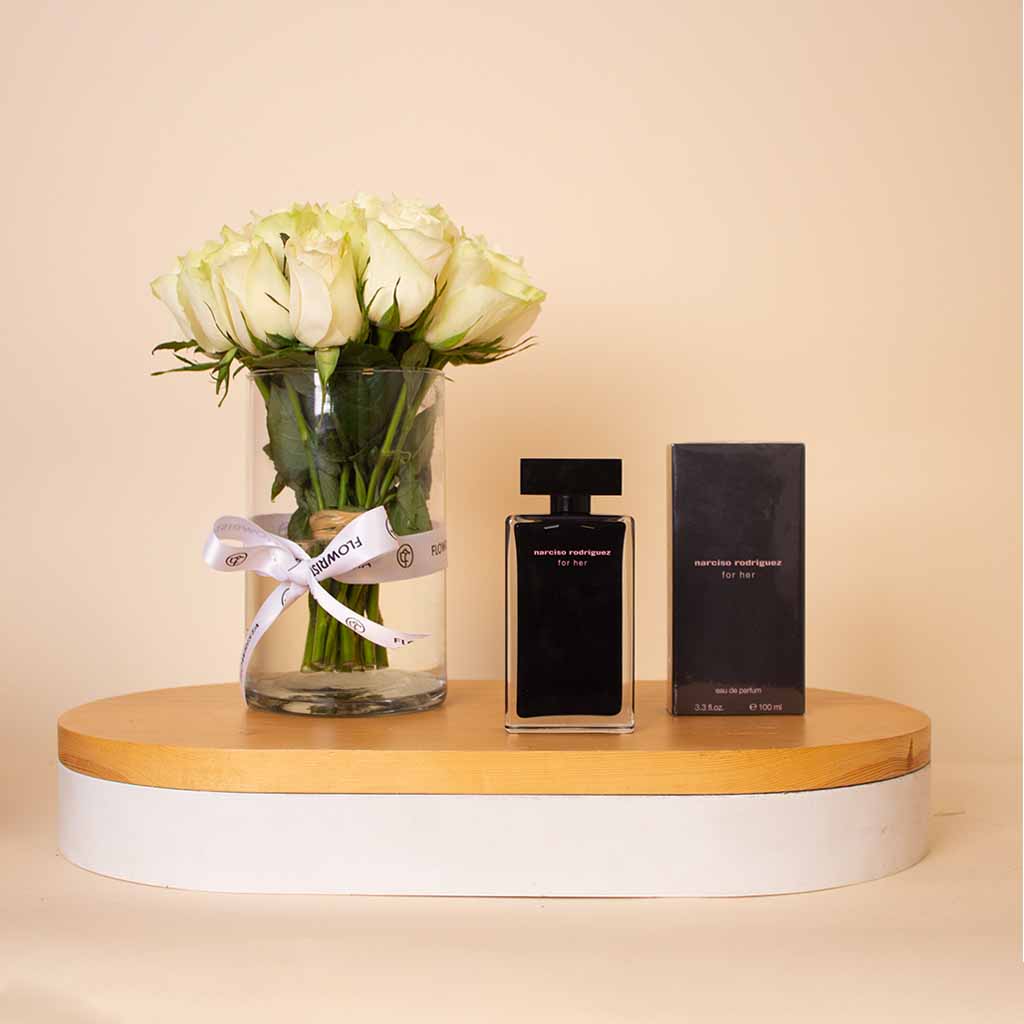 product-image-Narciso Rodriguez For Her EDT Women 150ml & White Roses Bouquet