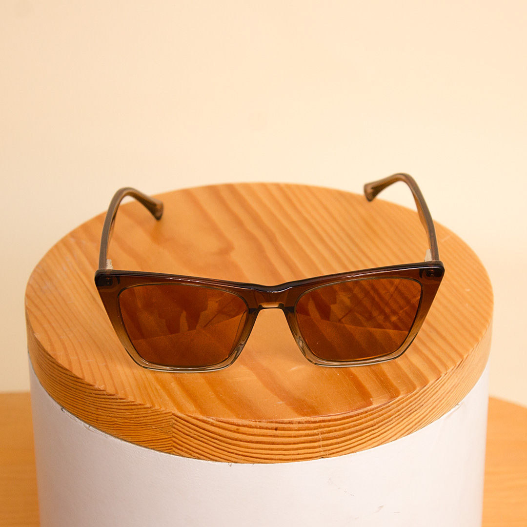 product-image-نظارة شمسية سيدراك بإطار متدرج - بني شفاف