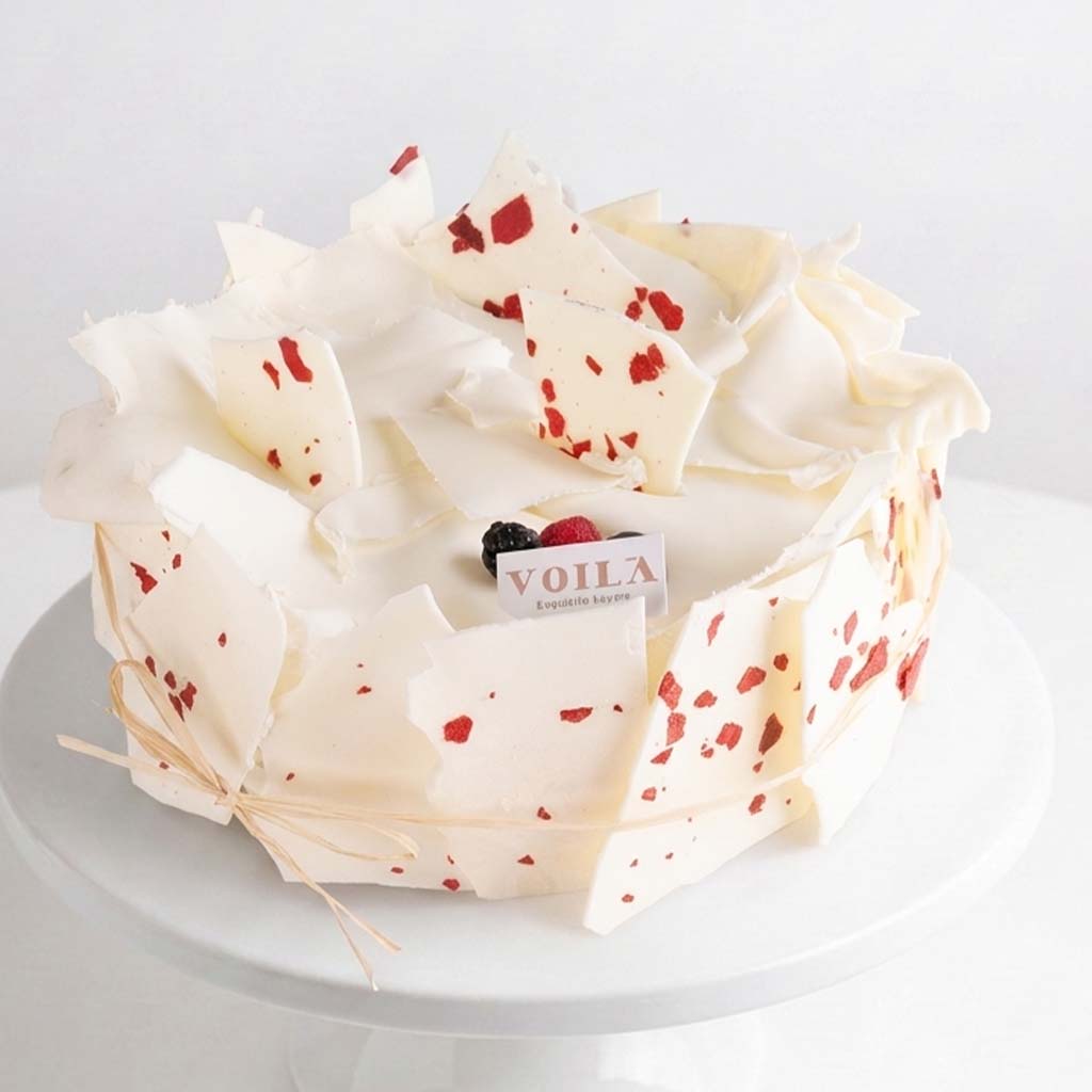 product-image-Voila White Forest Cake
