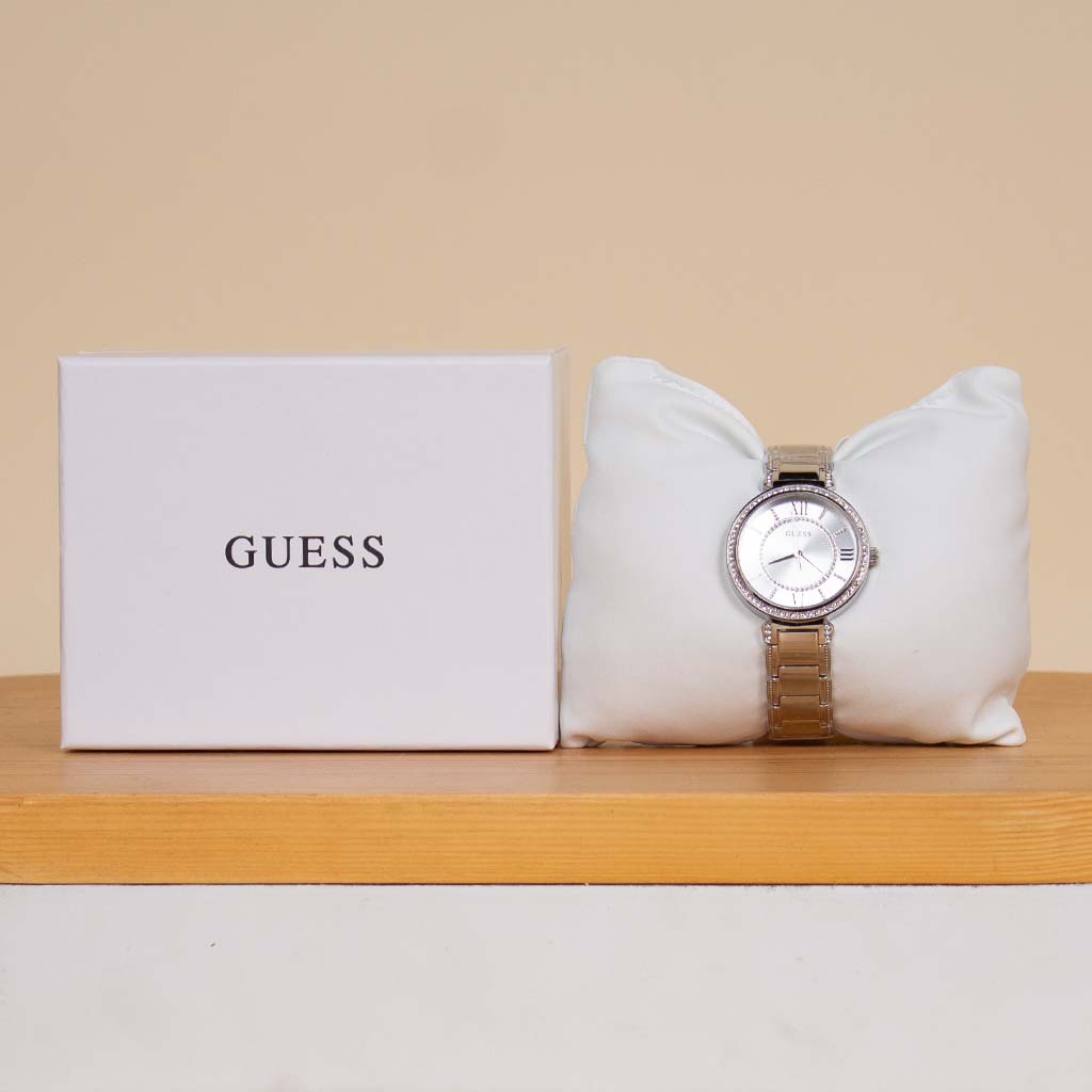 product-image-Guess Yellow Gold Women’s Watch W1209L2 with Heart-Shaped 20 Roses Bouquet