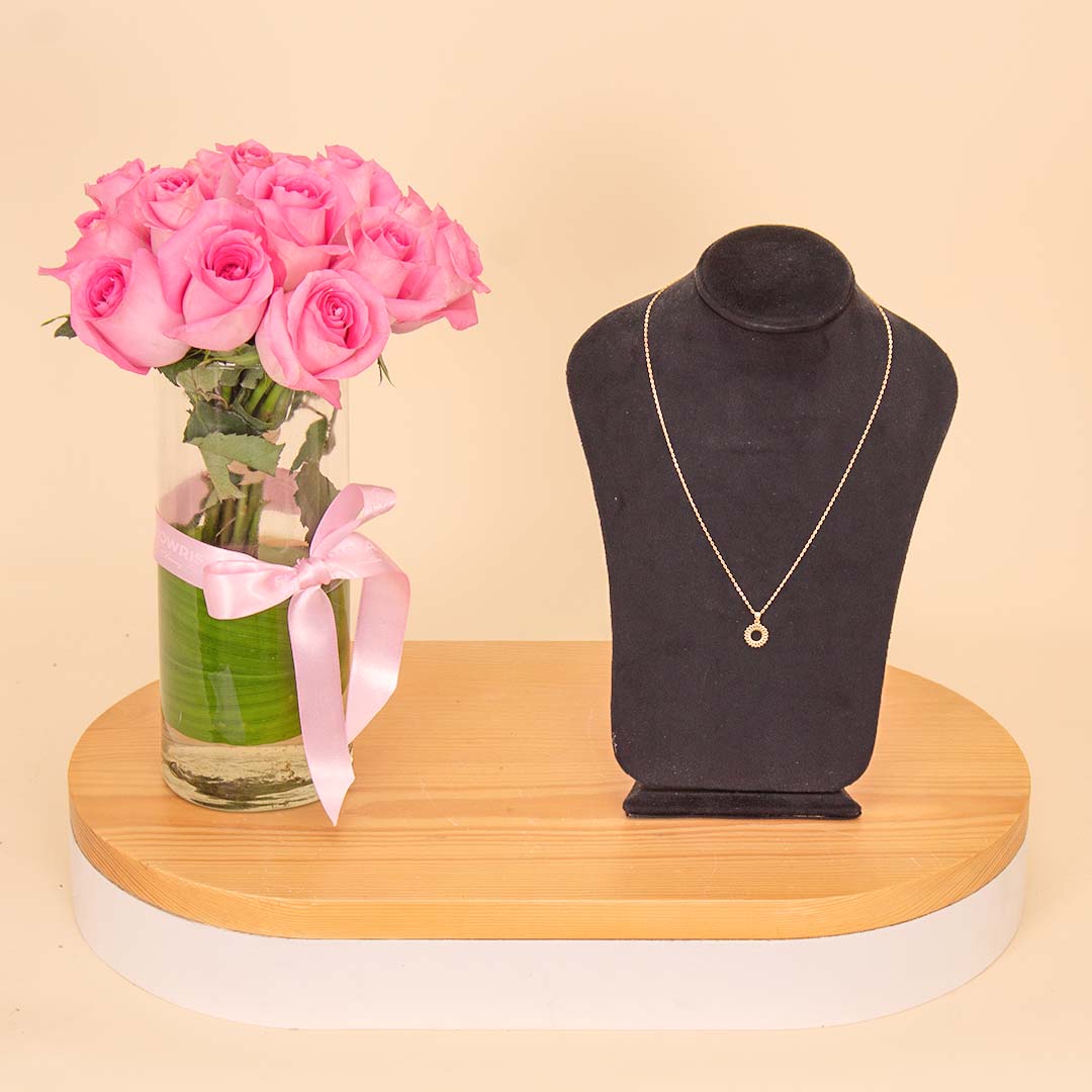 product-image-Markiz Sunburst Necklace & 15 Pink Roses Vase