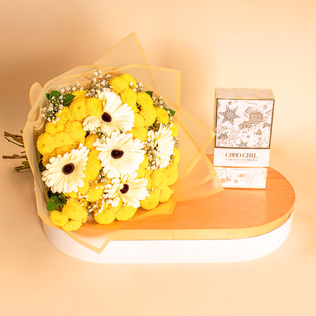 product-image-Carolina Herrera Good Girl with Chrysanthemum, Gerbera
