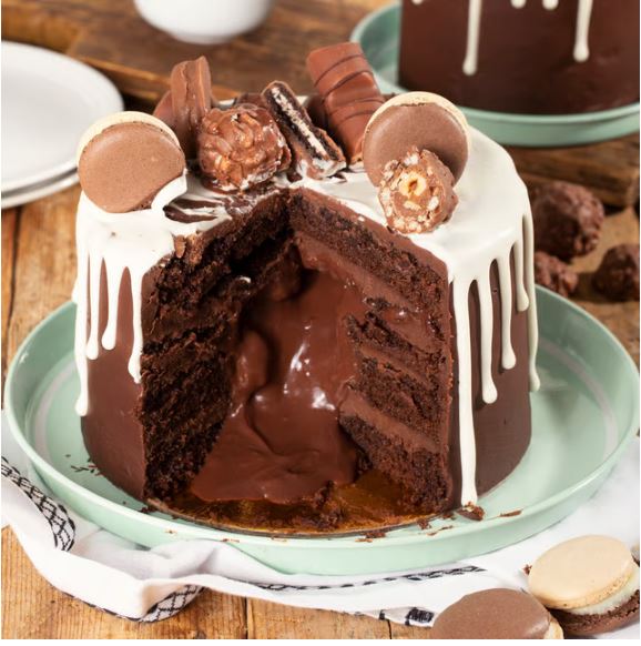 Flowrista Online Flowers Shop Nola Kinder Bueno Bomb Cake