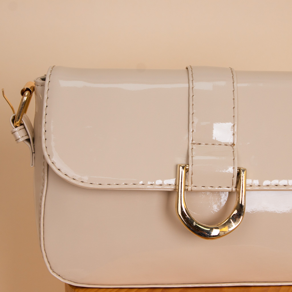 product-image-Alamki Glossy Glam Bag - Creamy