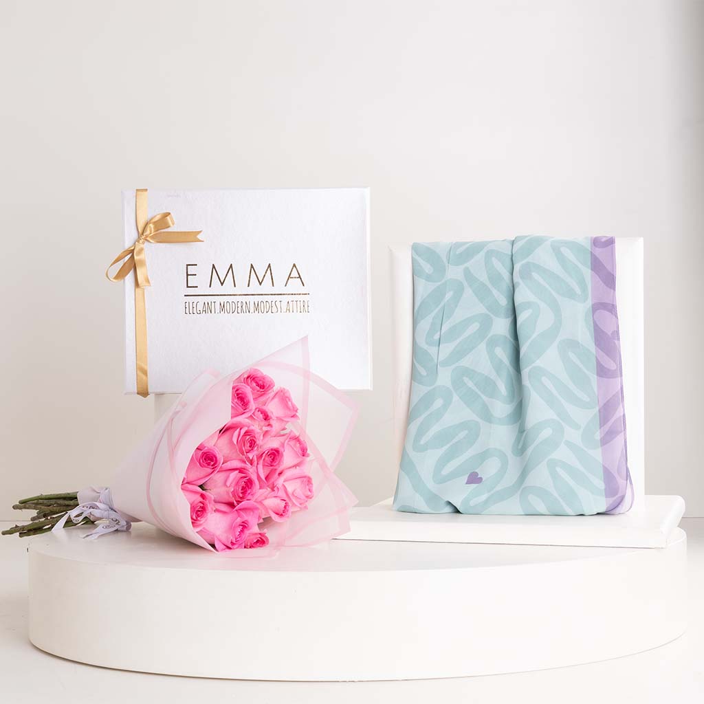 product-image-EMMA Cool Diva Scarf & Revival Roses Bouquet