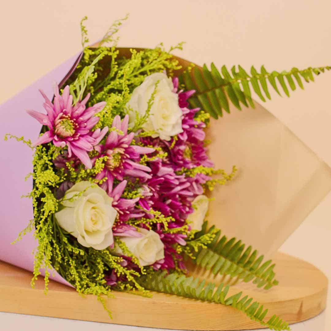 product-image-White Roses & Light Purple Chrysanthemum Bouquet
