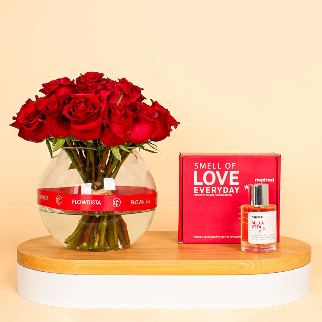 Flowrista Online Flowers Shop Nspired beauty Bella Vita | 15 Red Rose Vase