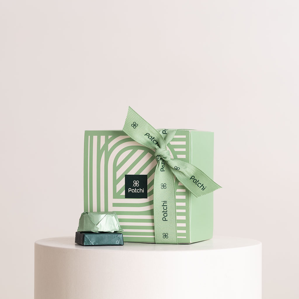 product-image-Patchi Chocolates 250g & Revival Roses Vase