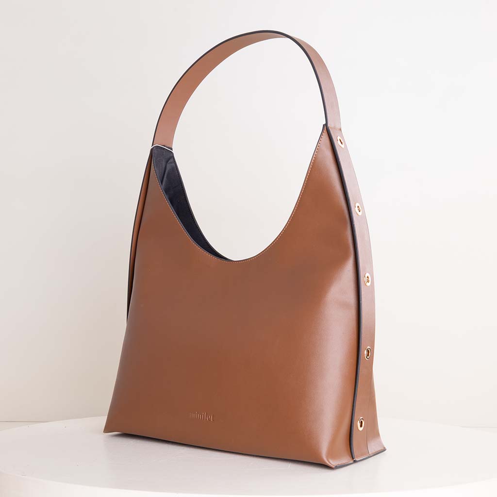 product-image-Minilet Leather Bag With Eyelets Brown & Red Roses Vase