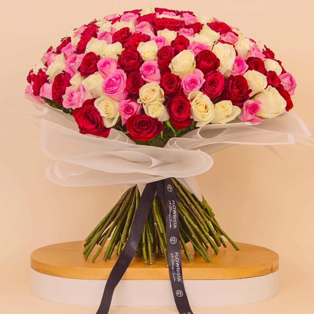 product-image-Flowrista | Grand Bouquet of 150 Mixed Roses