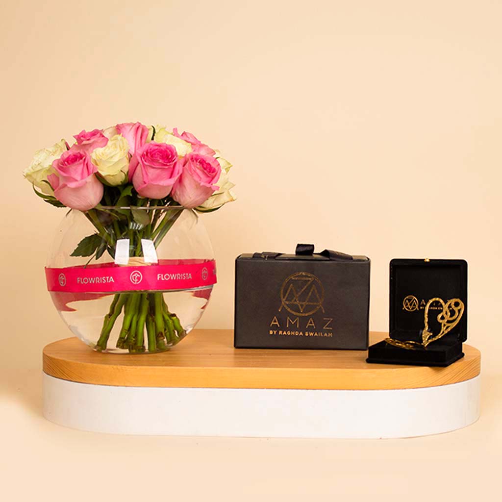 product-image-Amaz Eternal Love Earring & 20 Mix Roses