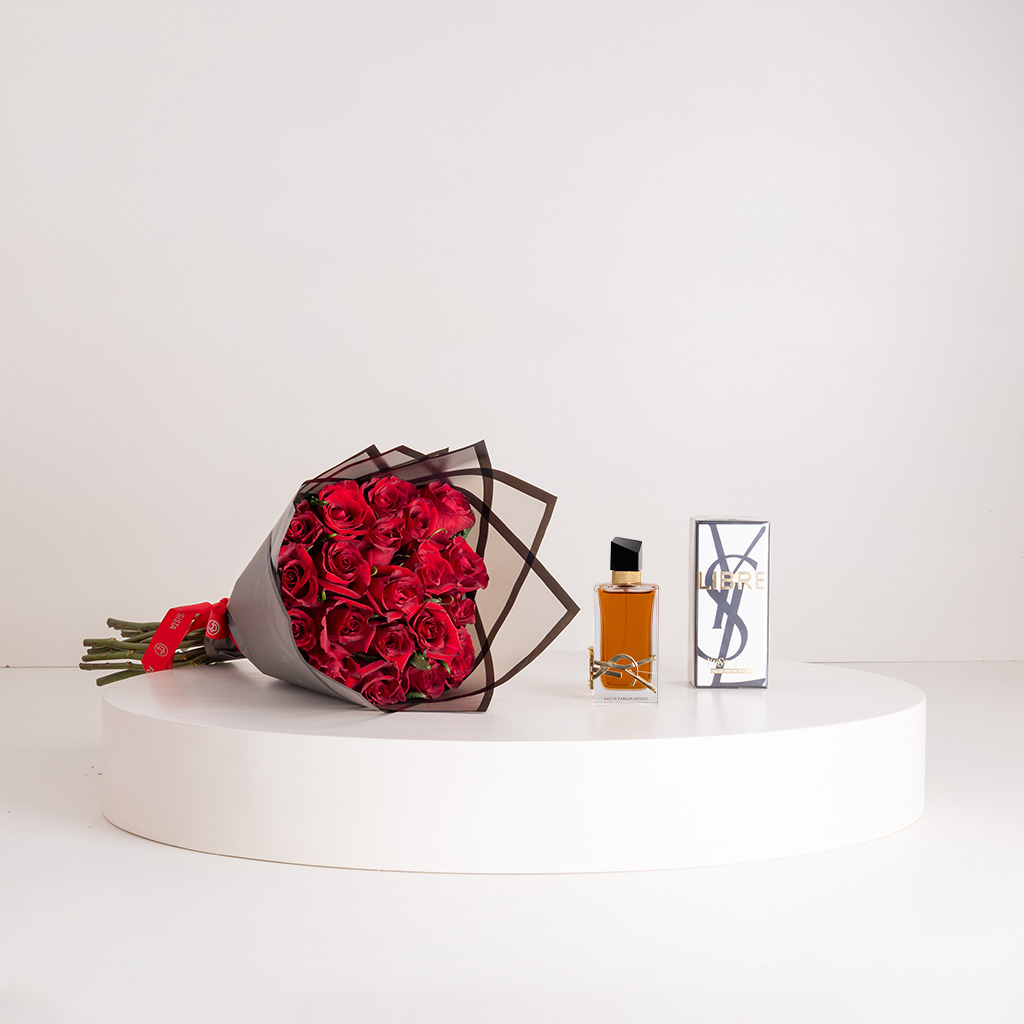 product-image-Yves Saint Laurent Libre Le Parfum 90ml & Red Roses Bouquet