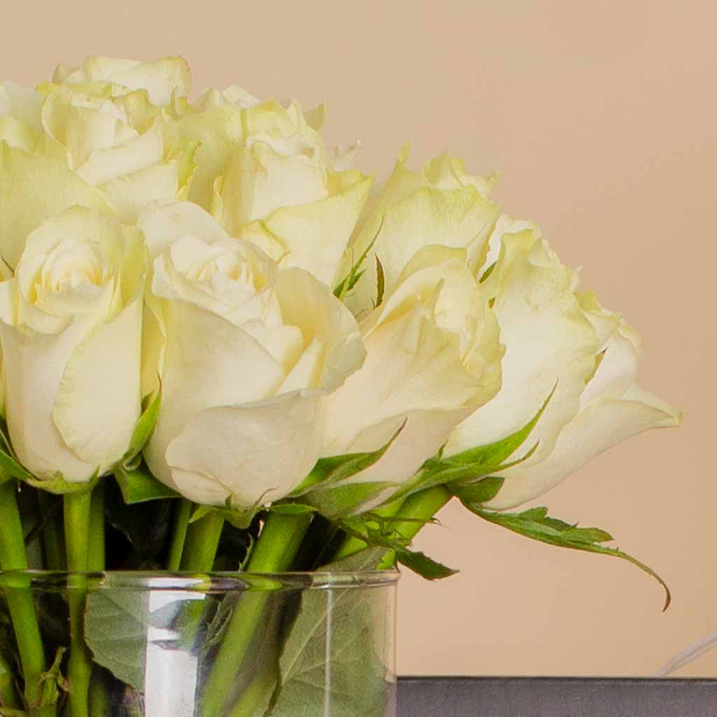 product-image-Lazaro Lil Smart Black with White Roses – Luxury Gift Set
