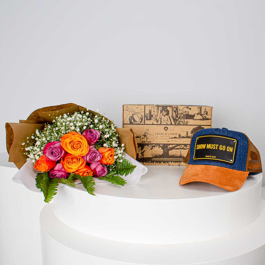 product-image-Levai & Loris Cap Gift Set with Roses - For Unisex