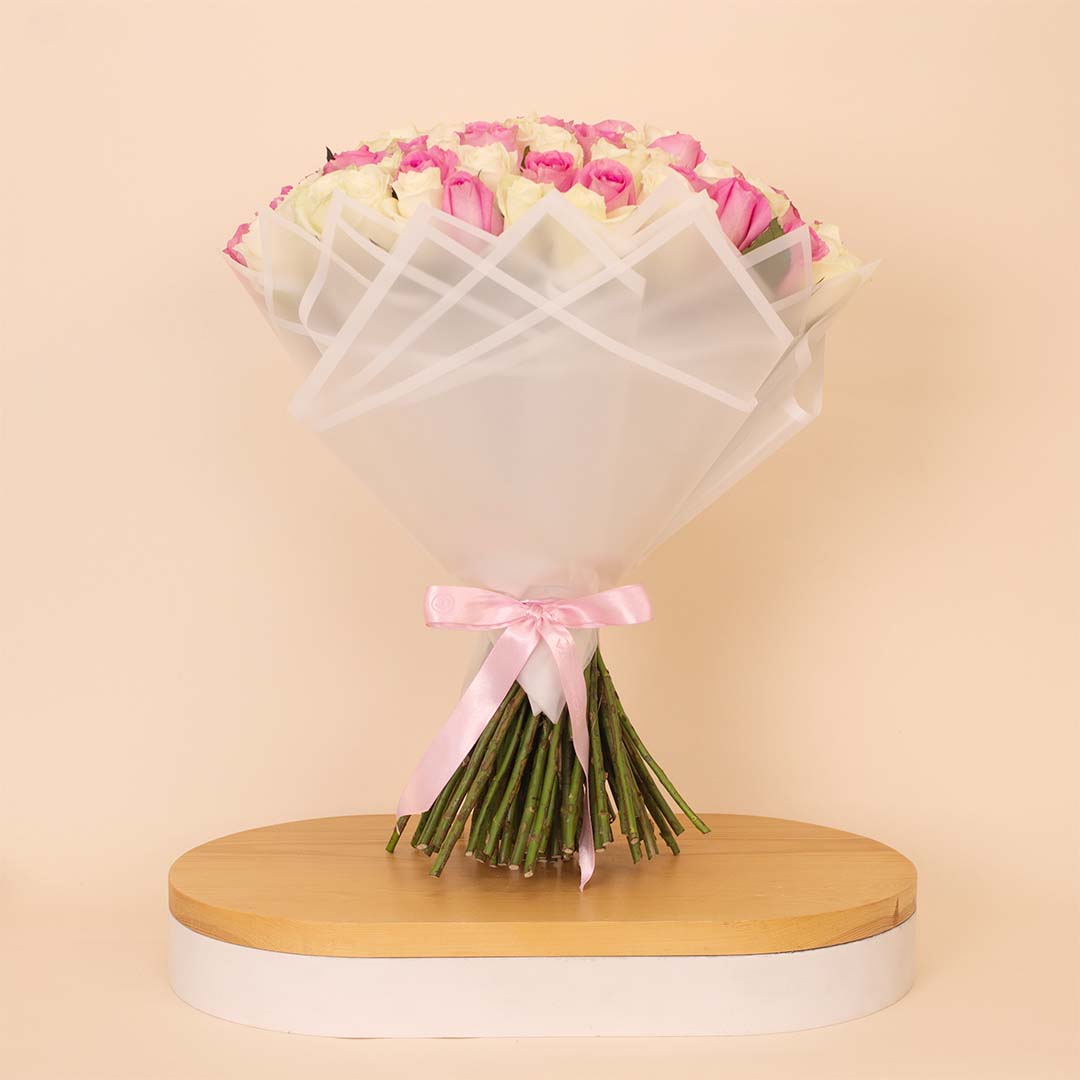product-image-Flowrista | Grand Bouquet of 100 Pink & White Roses